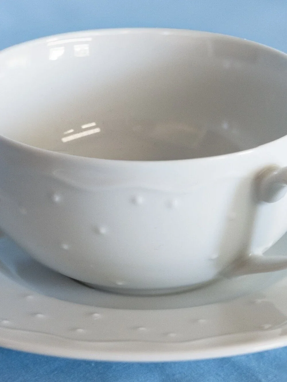 Beautiful Crate and Barrel Water Music Dinnerware Set. By Katleen Wills. Japan